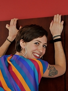 Zoe Skinny Hairy Porn