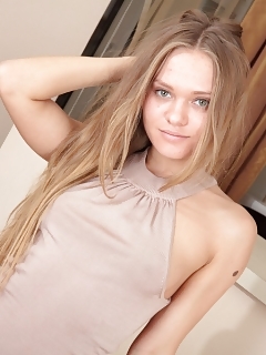 Willa Hairy Female Butt