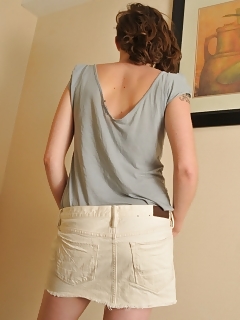 Iris We Are Hairy Free