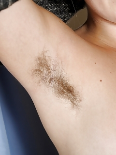 Yanna Hairy Red Pussy