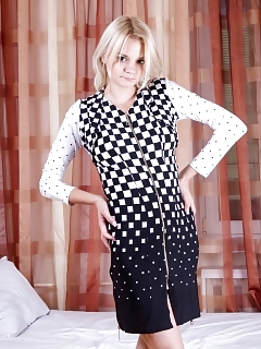 Eolita Hairy Pussy Upskirt Candid Pictures And Pics