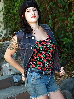 Stacey Hairy Pussy Relative