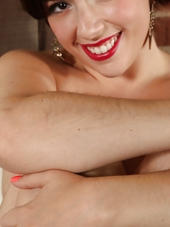 Simone Nice Hairy Girls