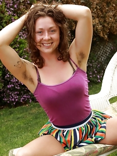 Luca Hairy Hairy Mex Pussy Cunt