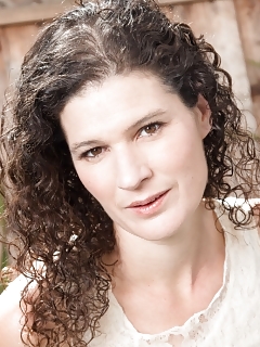 Sunshine Girls Hairy Ass Hole