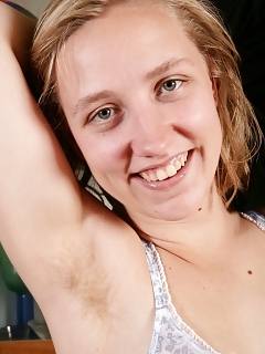 Luna Hairy Girls Ass Pics