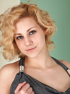 Lucie Hairy Women Fighting