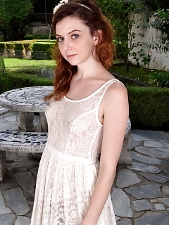 Emma Smiling Hairy Wet Pussy