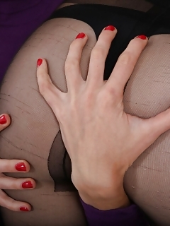 Tais Grannys Hairy Pussy